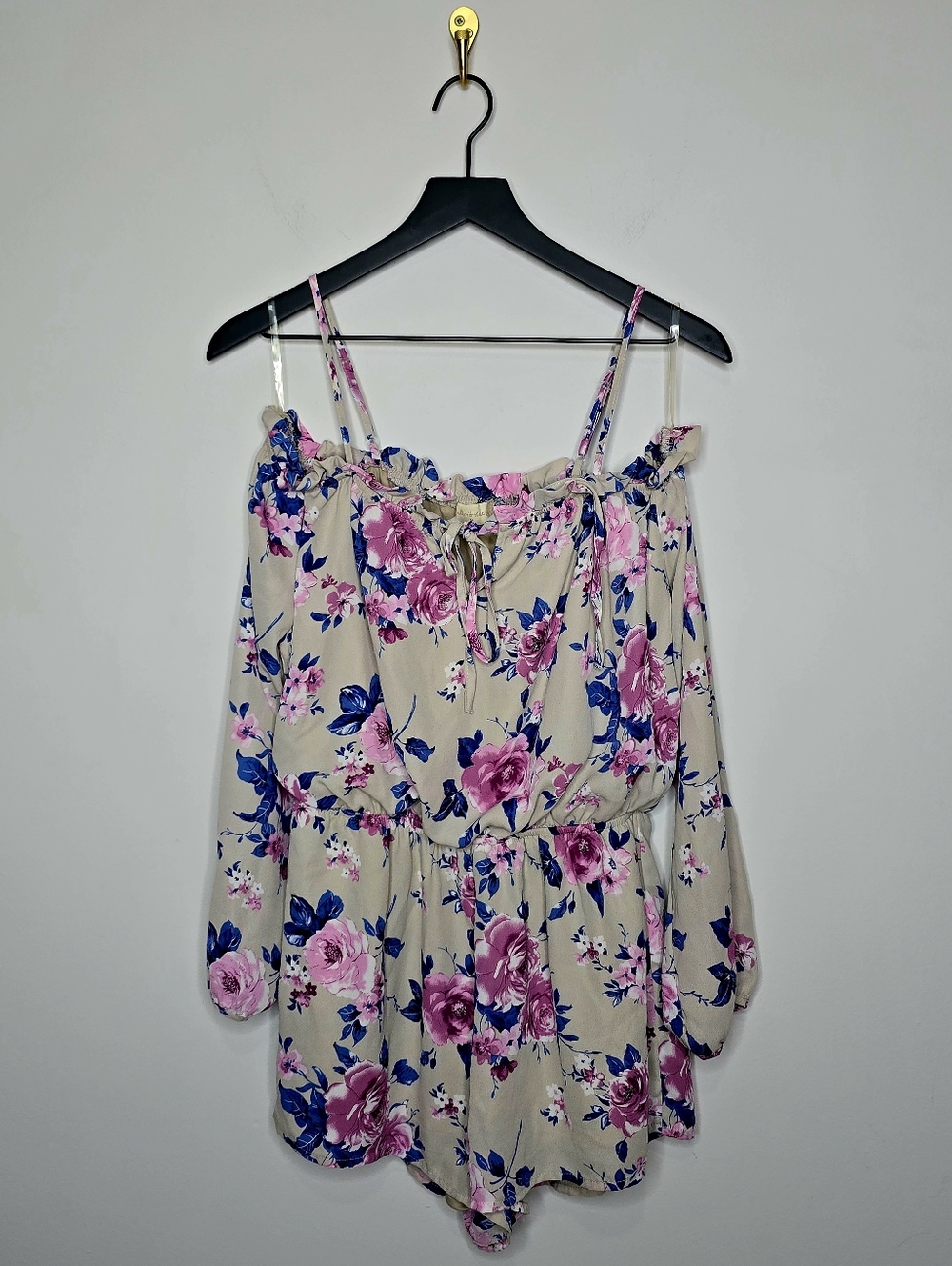 Altar'd State Off the Shoulder Floral Romper Size Medium
